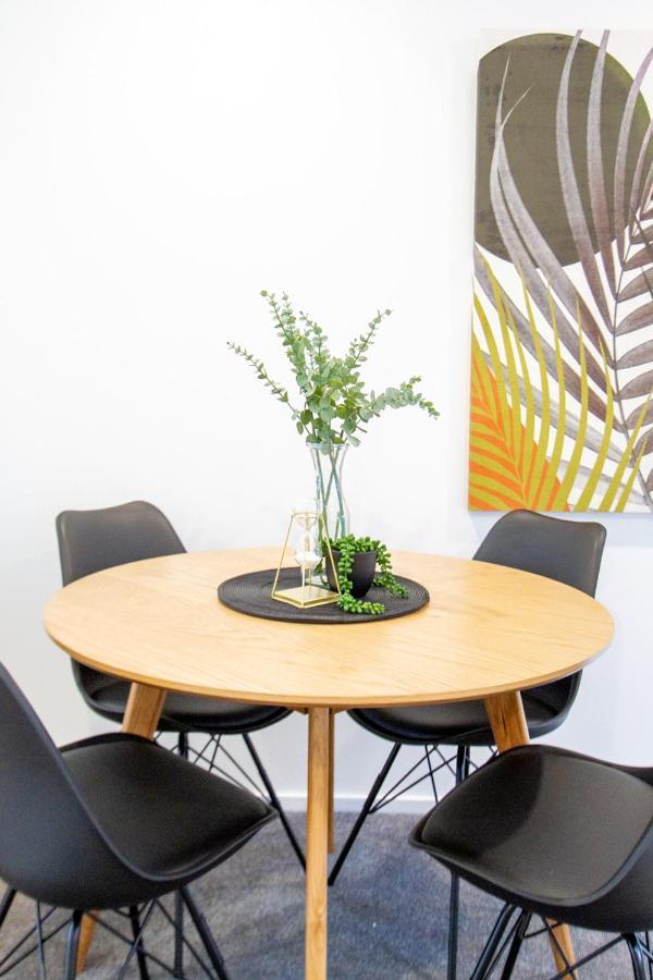 Stone Throw To Hagley Park And Chch Hostpital 2 Bedroom 2 Bathroom Christchurch Exterior photo